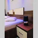 Butterfly Mamaia Intrare * コンスタンツァ