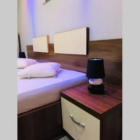 Butterfly Apartment Free Parking 10 Min Beach * Constanta